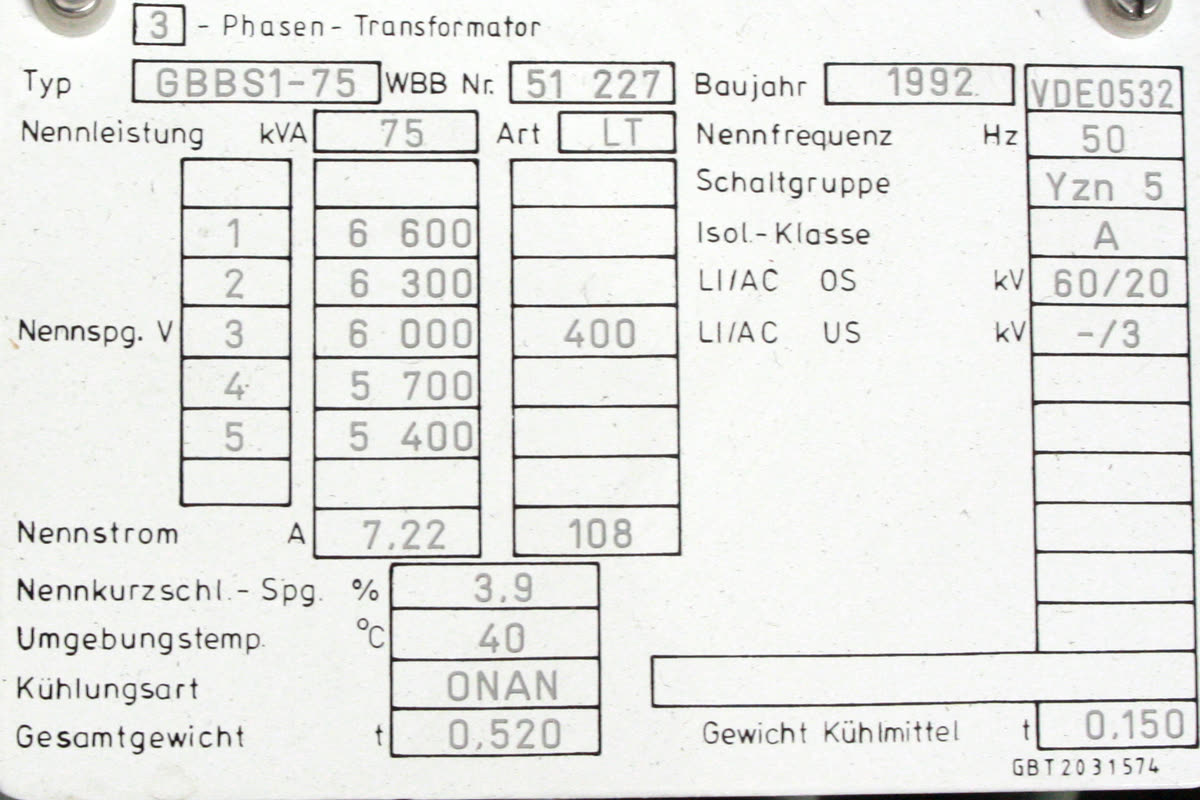 Transformer rating plate listing 75 kVA, primary tappings from 6,600 to 5,400 V, 400 V secondary, vector group Yzn5, 3.9 percent impedance and ONAN cooling